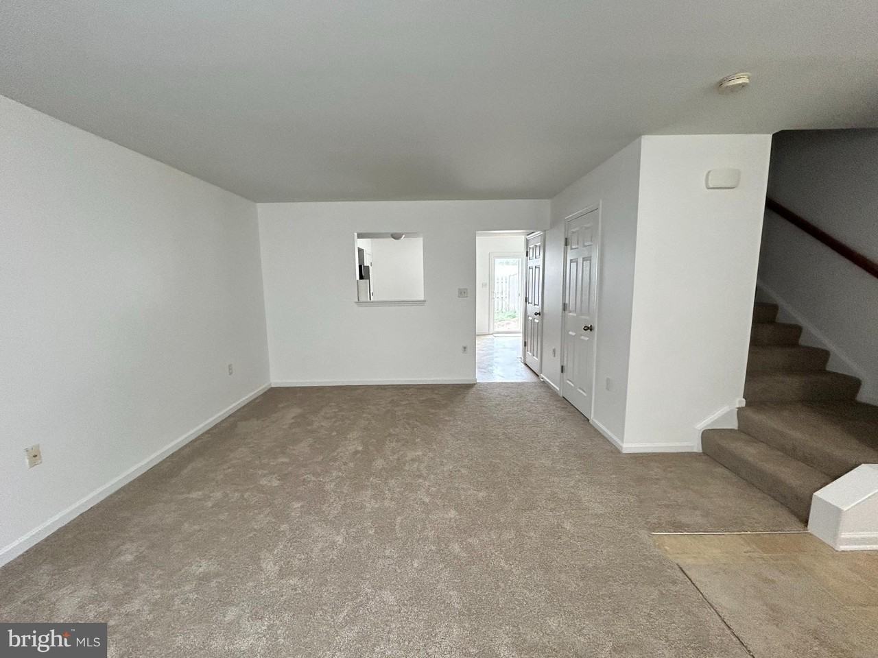 104 Checko Ct - Photo 2 of 14