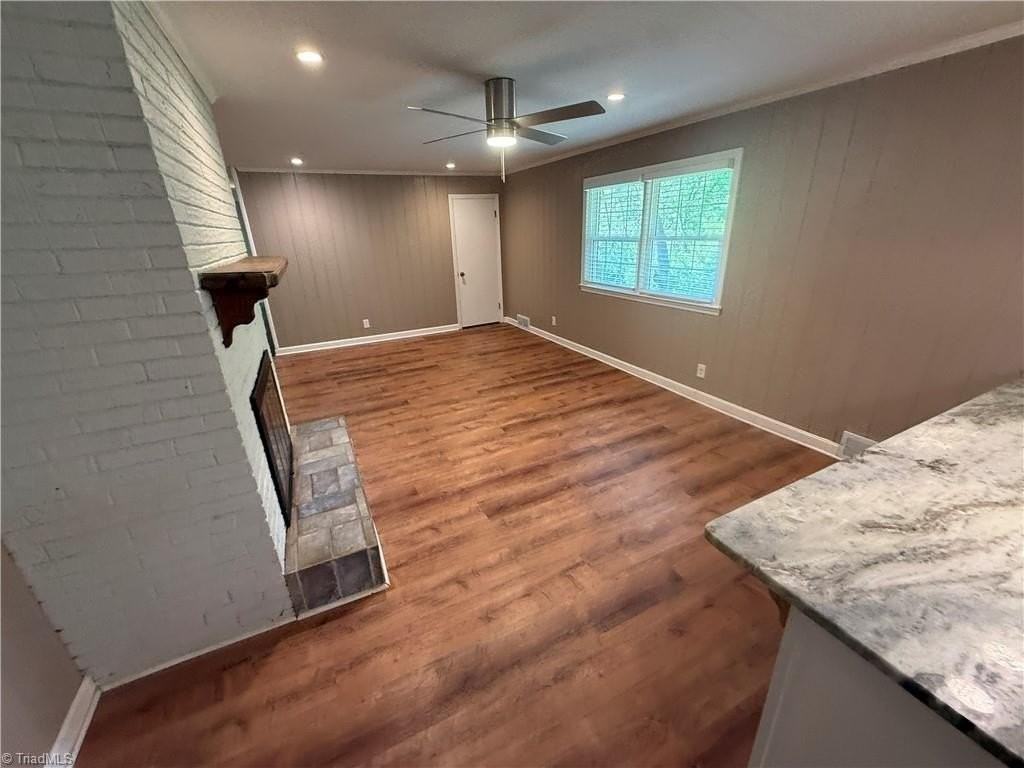 4975 Stonington Rd - Photo 7 of 15