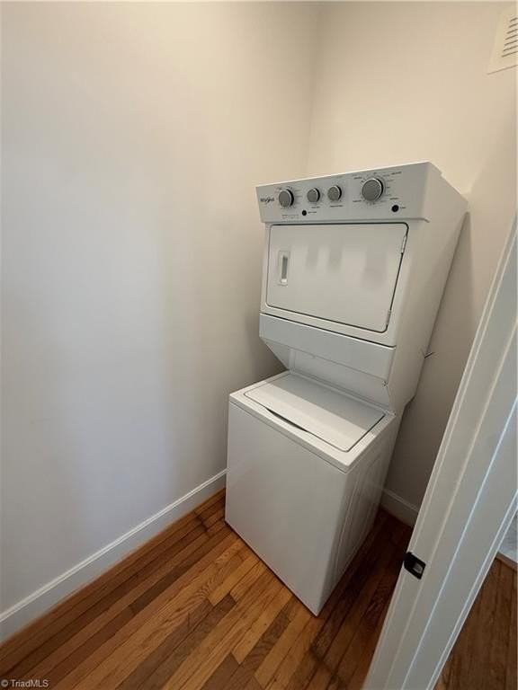 2127 Queen St - Photo 4 of 13