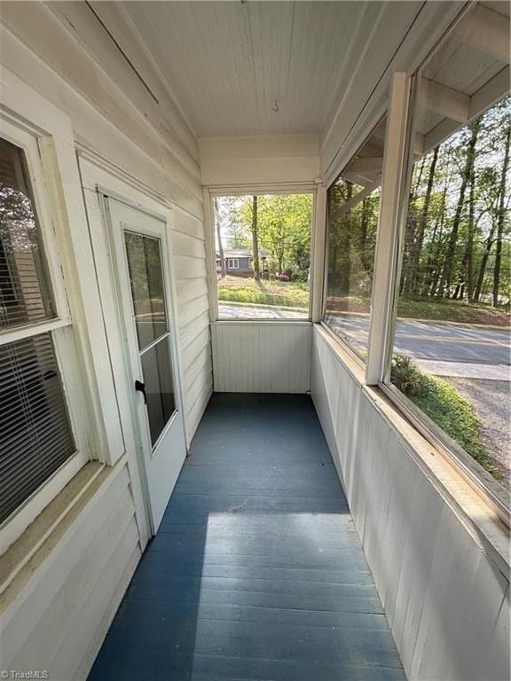 2127 Queen St - Photo 7 of 13