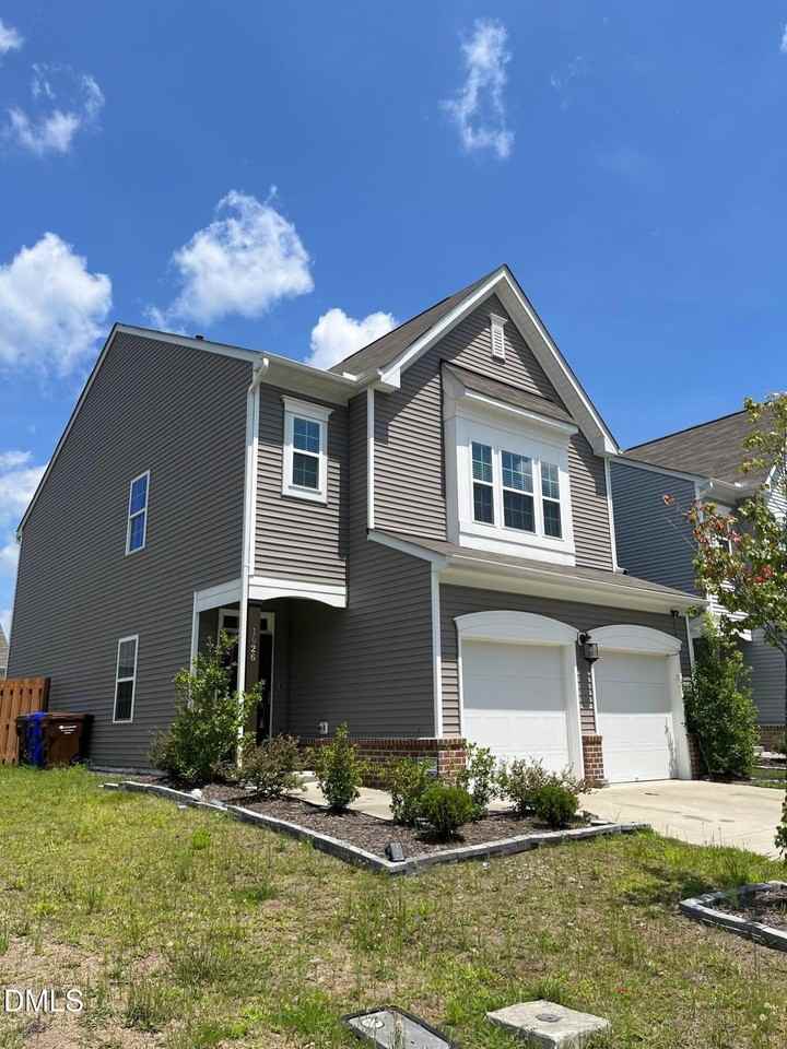 1026 Sweet Cream Ct - Photo 2 of 33