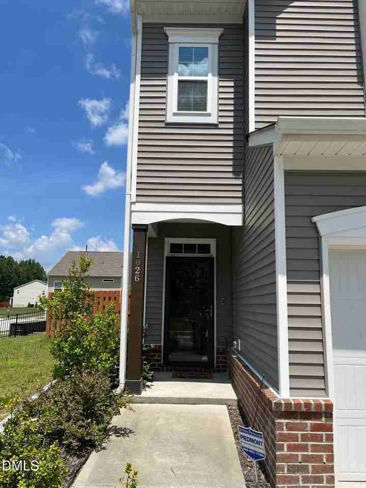 1026 Sweet Cream Ct - Photo 3 of 33