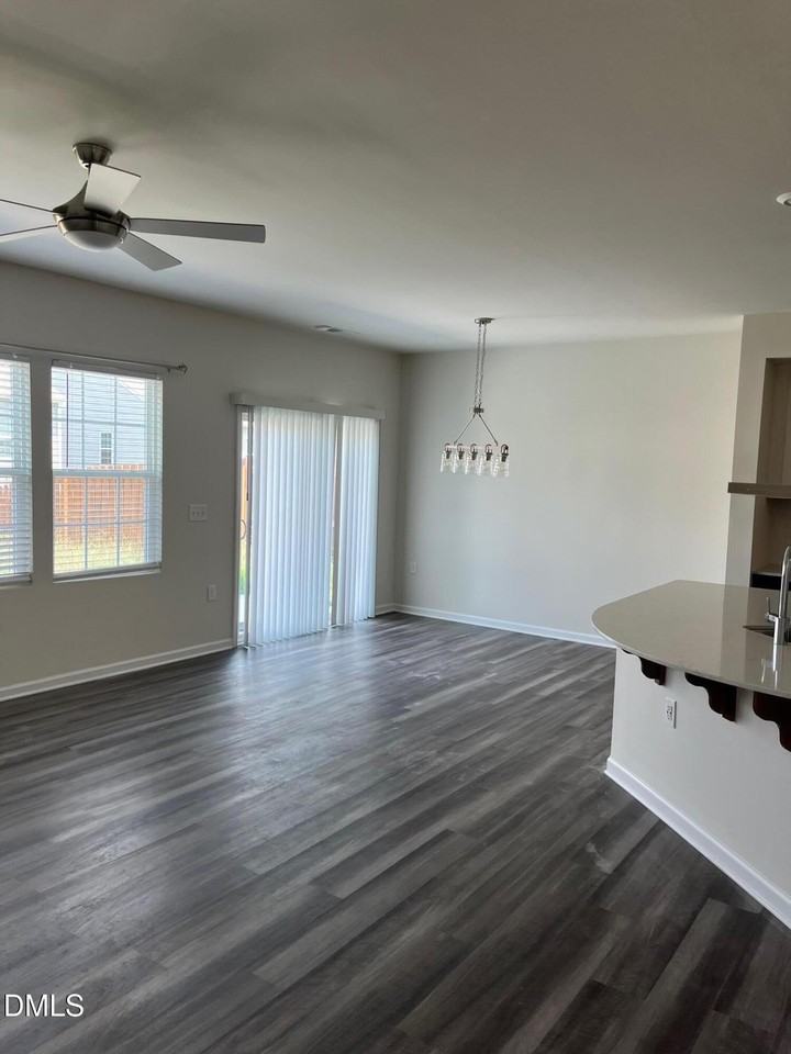 1026 Sweet Cream Ct - Photo 7 of 33