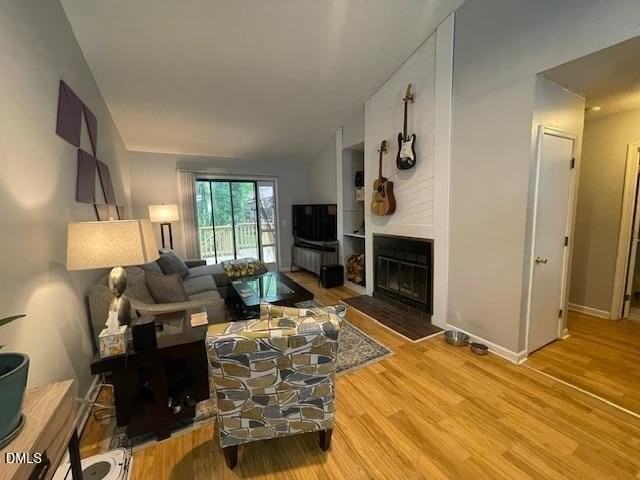 907 W Chatham St #A - Photo 6 of 15