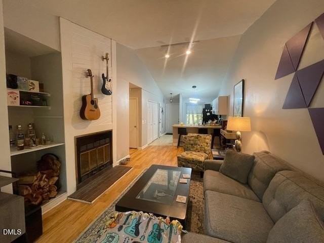 907 W Chatham St #A - Photo 7 of 15