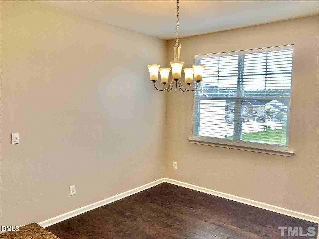 213 Churment Ct - Photo 6 of 13