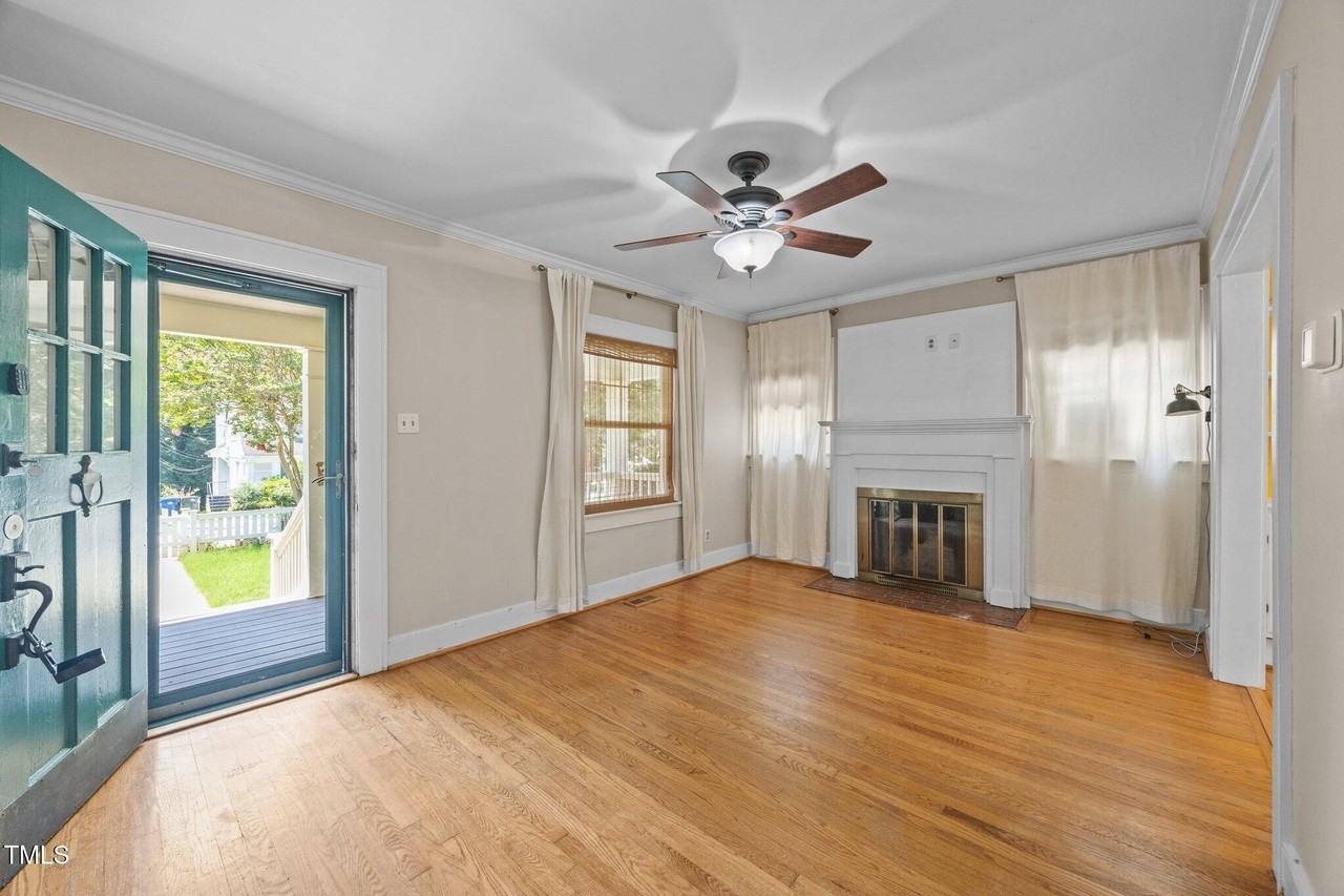 2710 Kilgore Ave - Photo 2 of 50