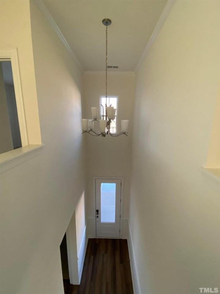 4500 Valley Crest Ln - Photo 3 of 47