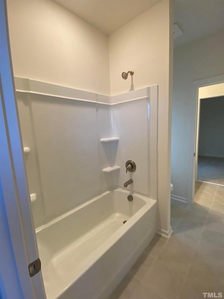 4500 Valley Crest Ln - Photo 6 of 47