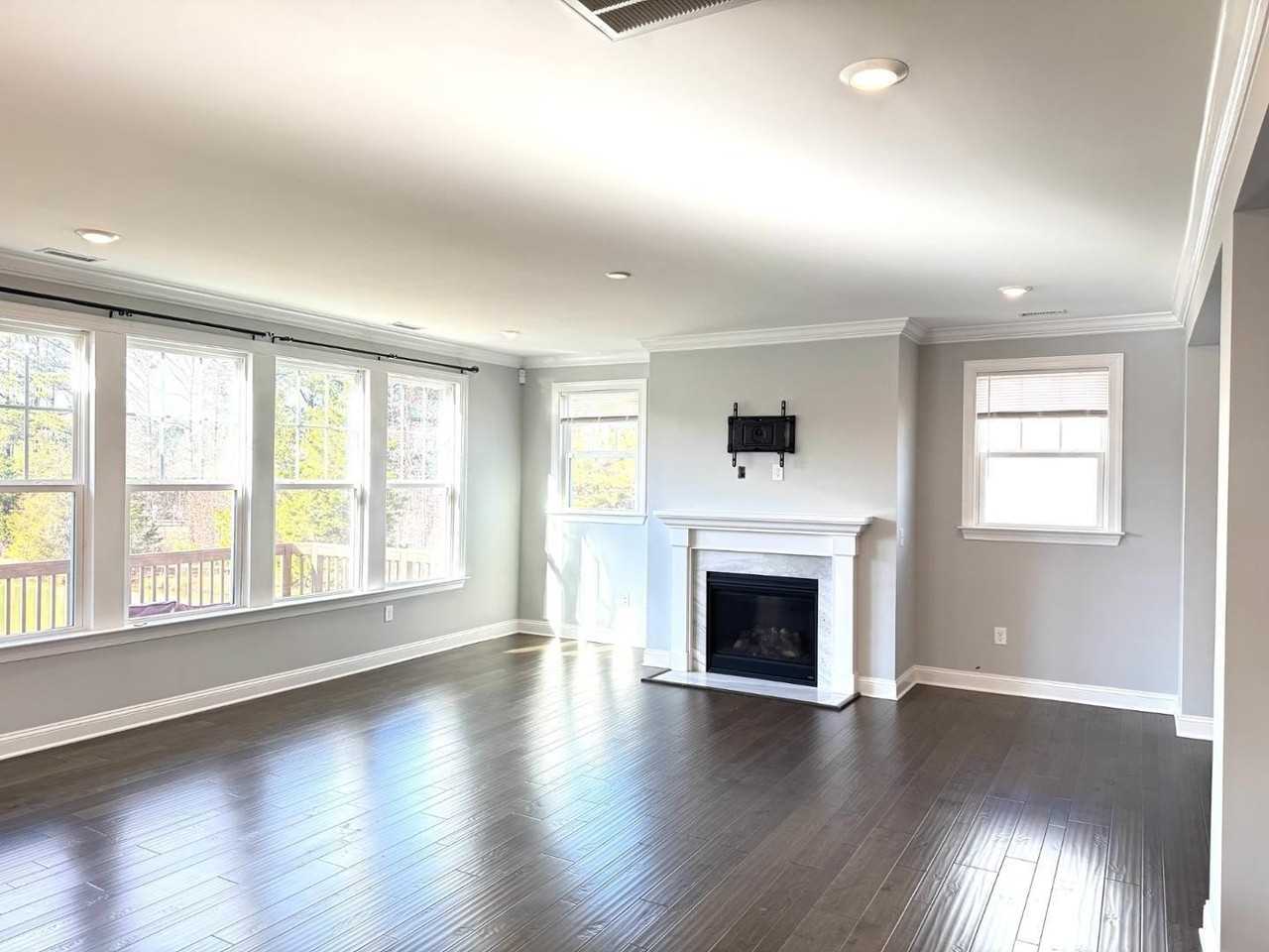 1438 Barn Door Dr - Photo 6 of 26