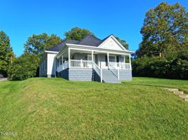 featured image of 1001 Virginia Ave #2