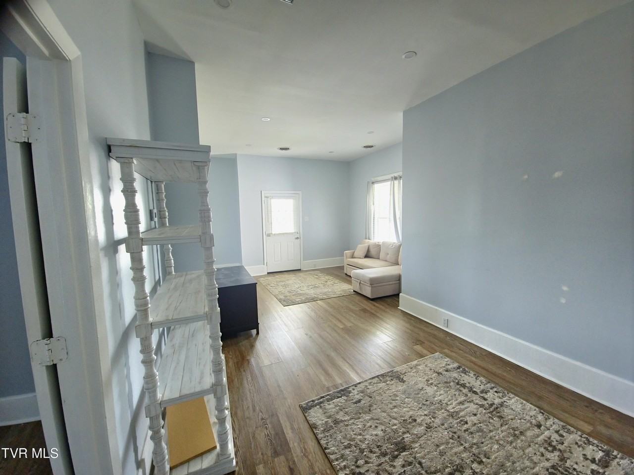 1001 Virginia Ave #2 - Photo 5 of 15