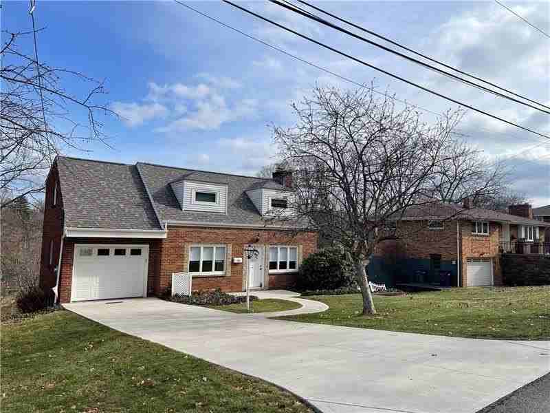 330 Long Dr - Photo 2 of 27