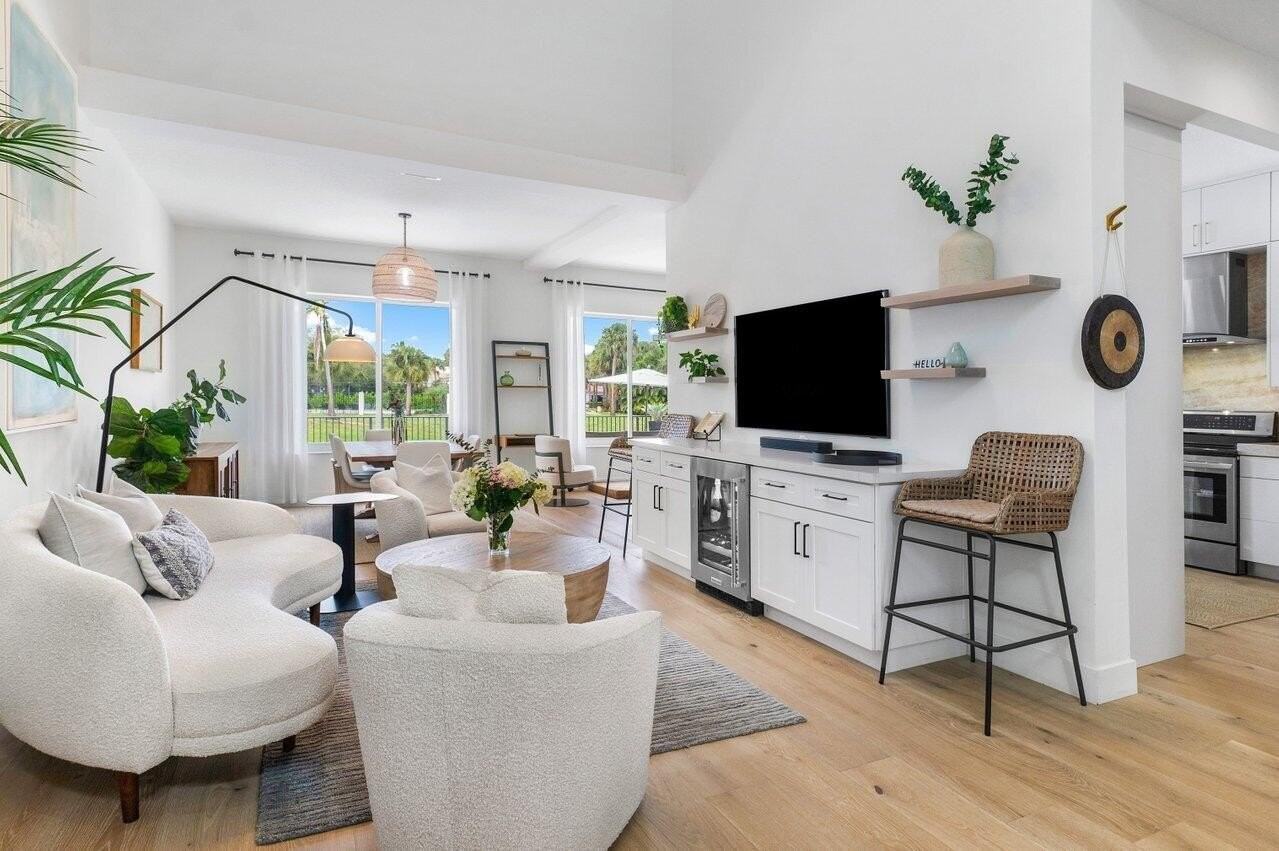 1211 Delray Lakes Dr - Photo 6 of 46