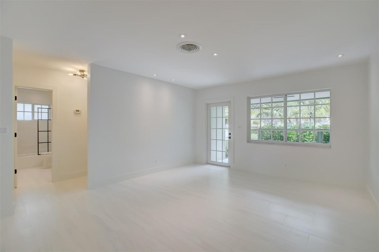 820 Ne 23rd Ave - Photo 6 of 48