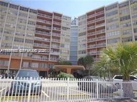 featured image of 2025 Ne 164th St #302