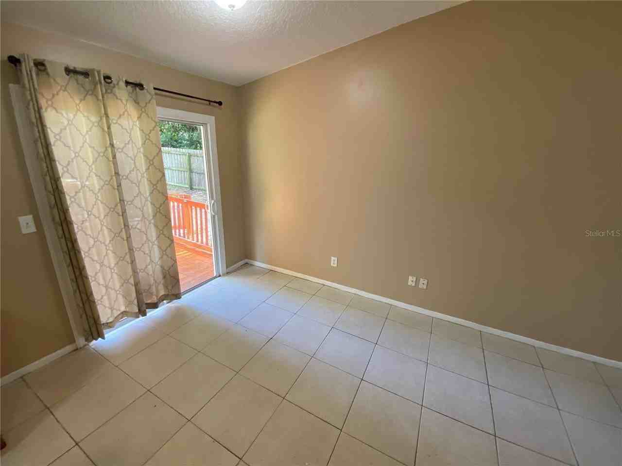 920 Beau Ct - Photo 7 of 16