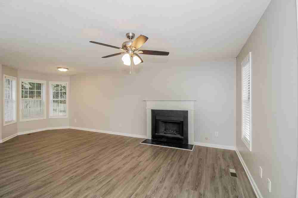 430 Ivy Crest Dr - Photo 6 of 17