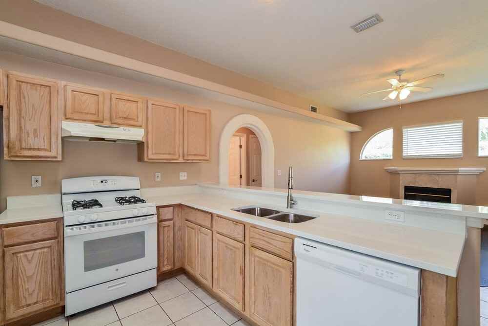 1604 Silhouette Dr - Photo 7 of 16