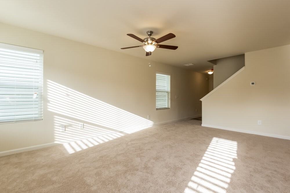 16 Everett Cir - Photo 5 of 17