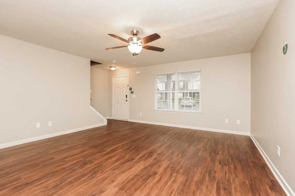4031 George Buchanan Dr - Photo 6 of 20