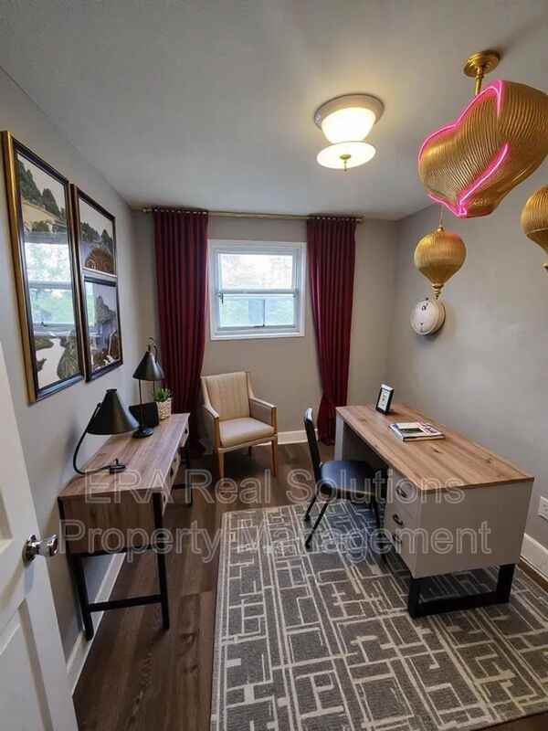 2999 E 11th Ave - Photo 2 of 10