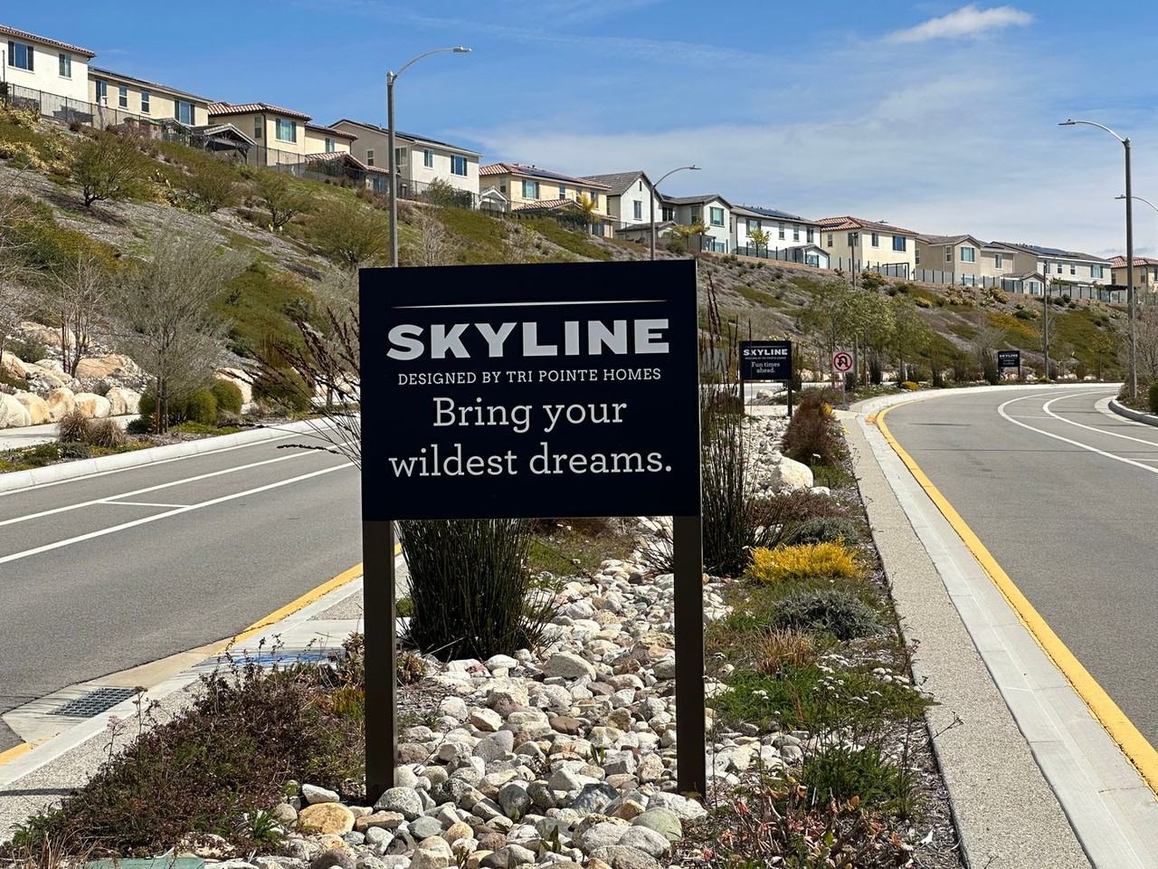 18169 Meridian Ln - Photo 3 of 25