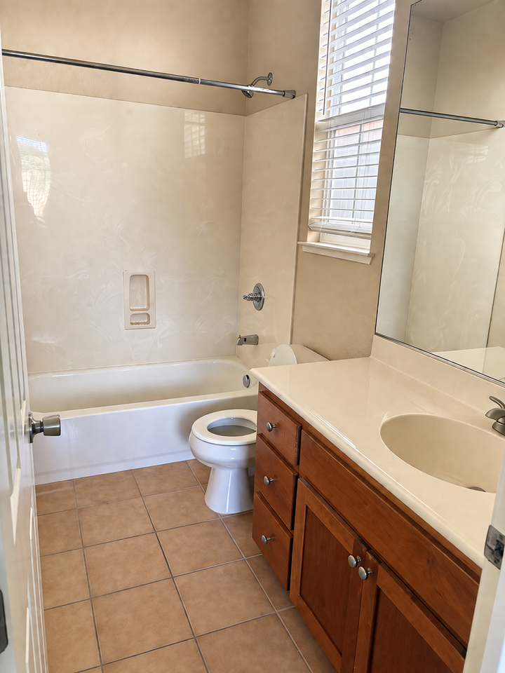 1512 Quiet Pond Ln - Photo 7 of 13