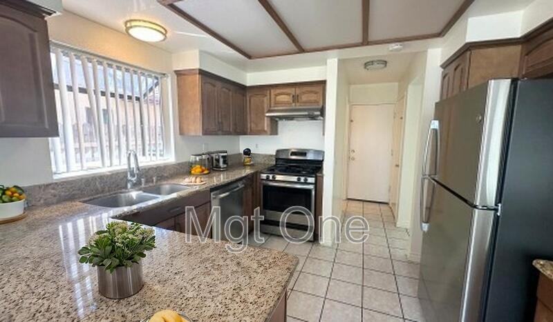 13331 Barcelona Pl - Photo 4 of 21