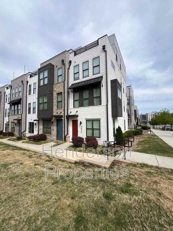 4026 Tundra Rd - Photo 2 of 16