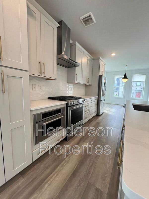 4026 Tundra Rd - Photo 4 of 16