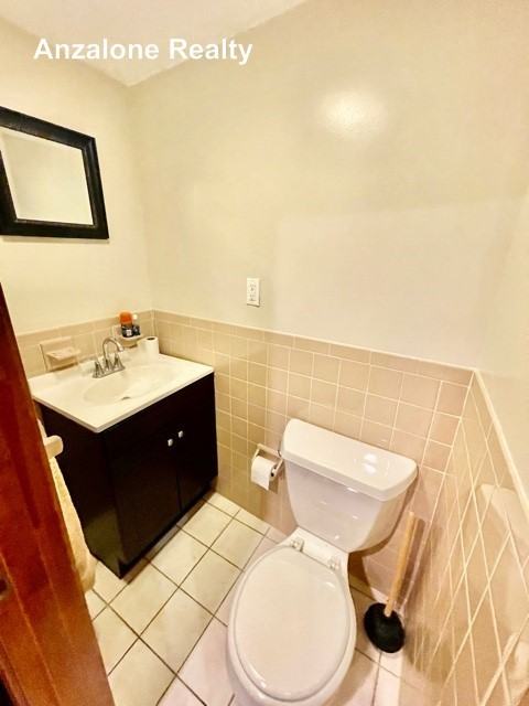 2 Webster Pl #1 - Photo 5 of 31