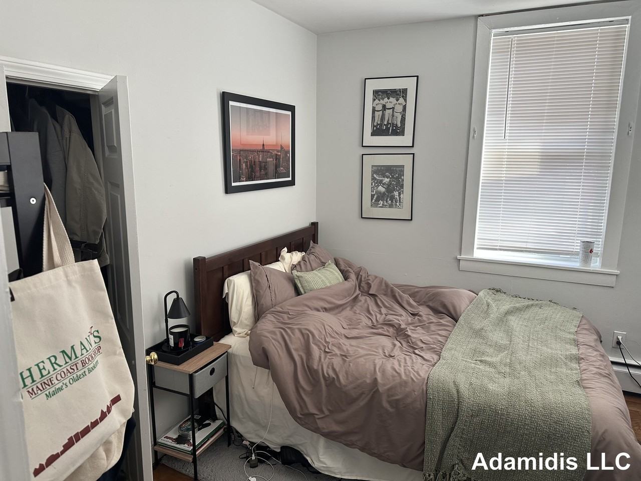 722 E 6th St #1R - Photo 7 of 15