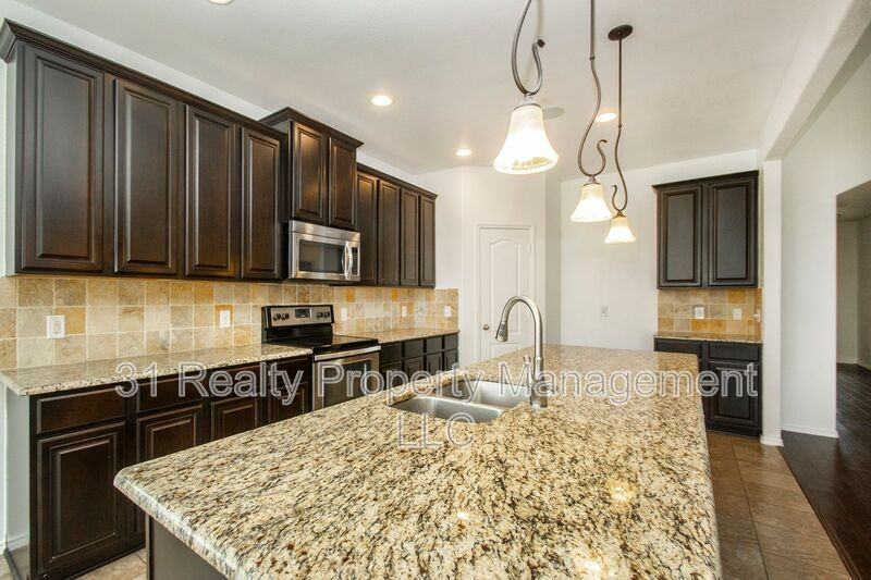 917 Swan Ridge Dr - Photo 5 of 28