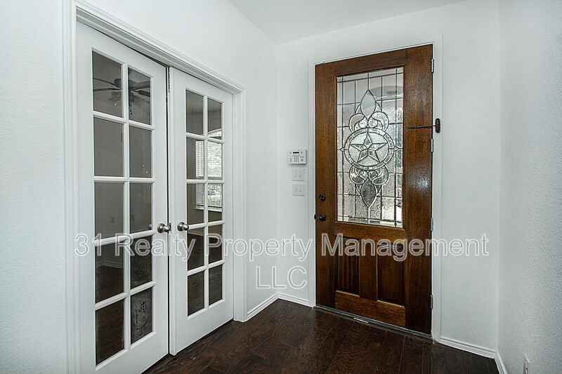 917 Swan Ridge Dr - Photo 6 of 28