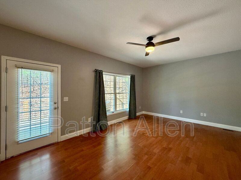 52 Winterwind Dr - Photo 3 of 29