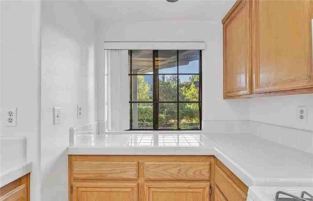 8122 Seawater Dr #102 - Photo 3 of 14
