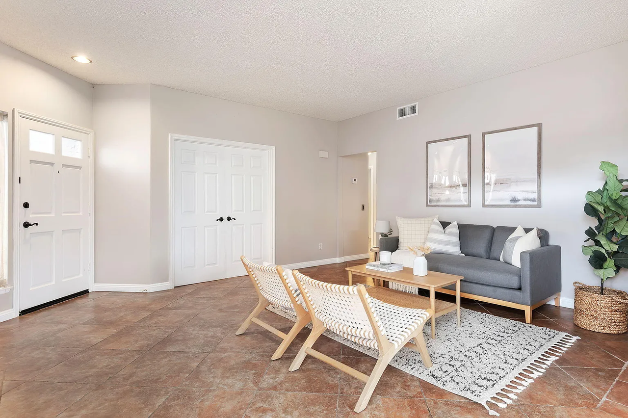 24015 Arroyo Park Dr #44 - Photo 2 of 13