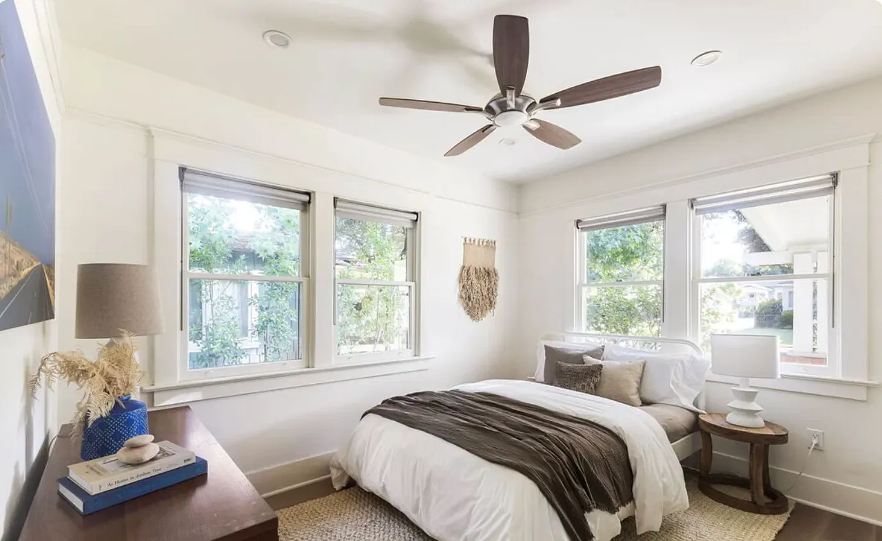 844 N Catalina Ave - Photo 6 of 9