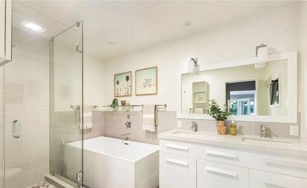 844 N Catalina Ave - Photo 7 of 9