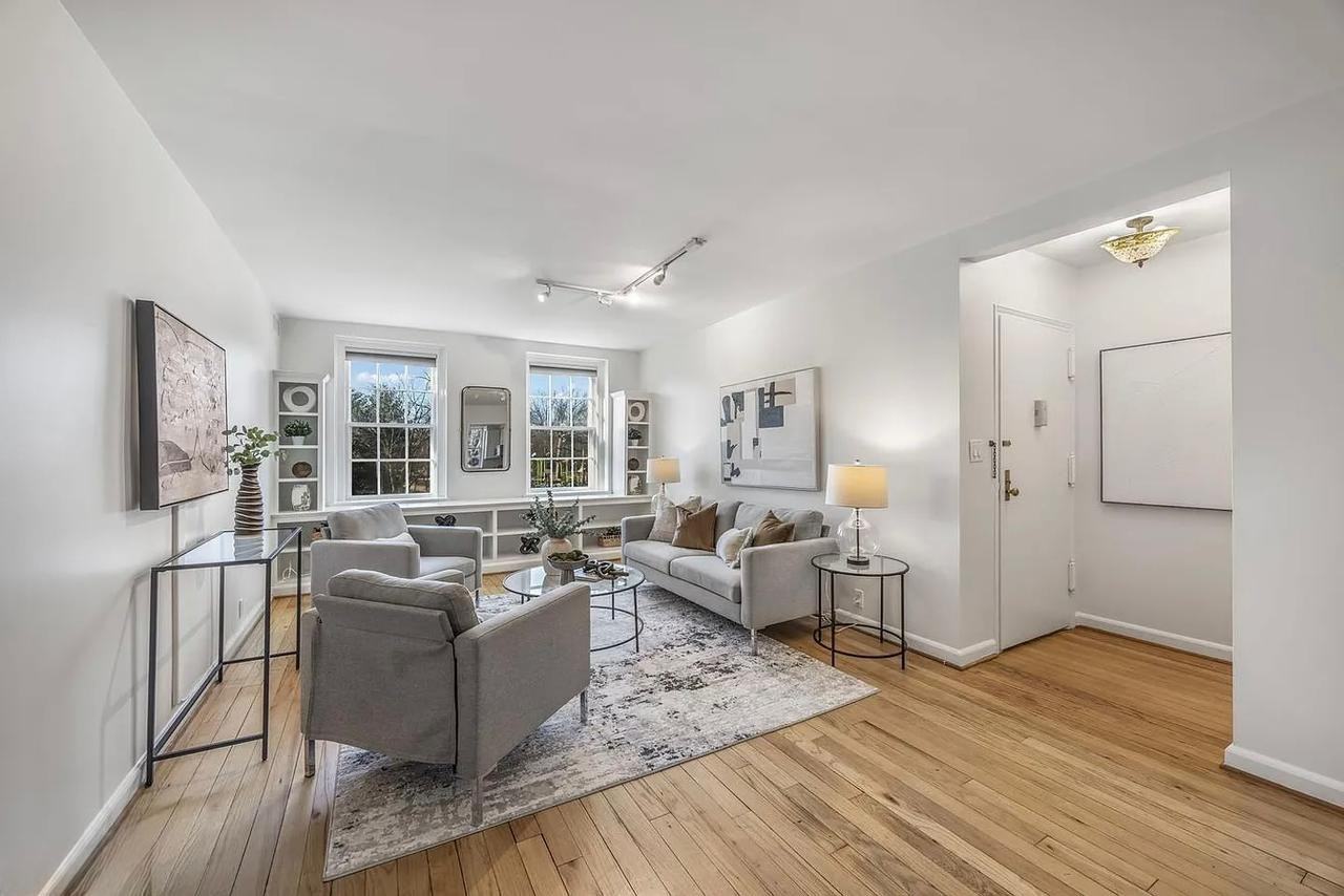 3871 Newark St Nw #C471 - Photo 4 of 10