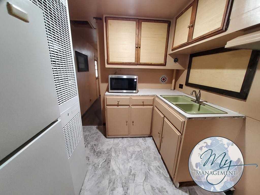 396 Nw #3 - Photo 2 of 10