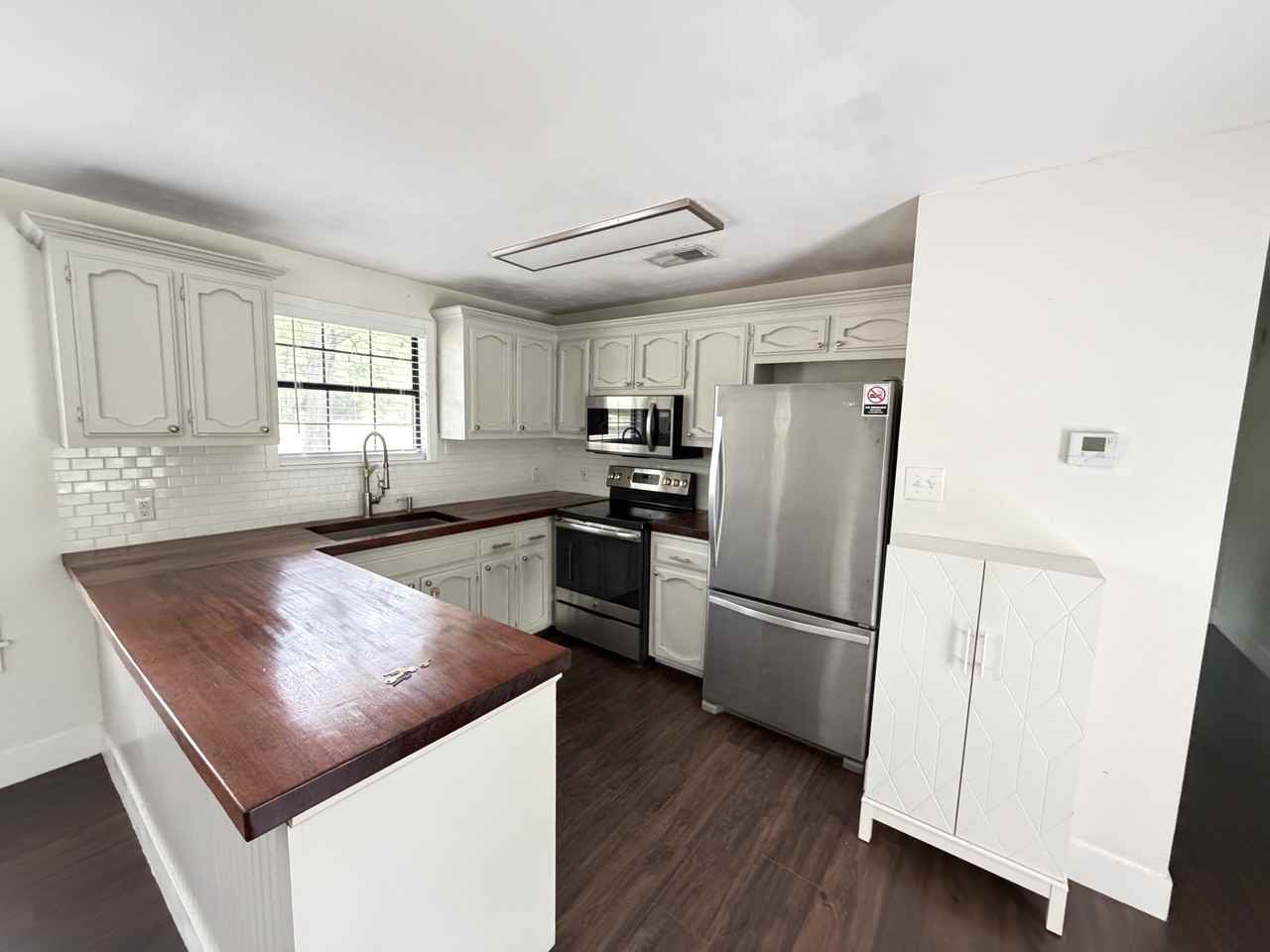 11362 Cloverleaf Dr - Photo 3 of 24