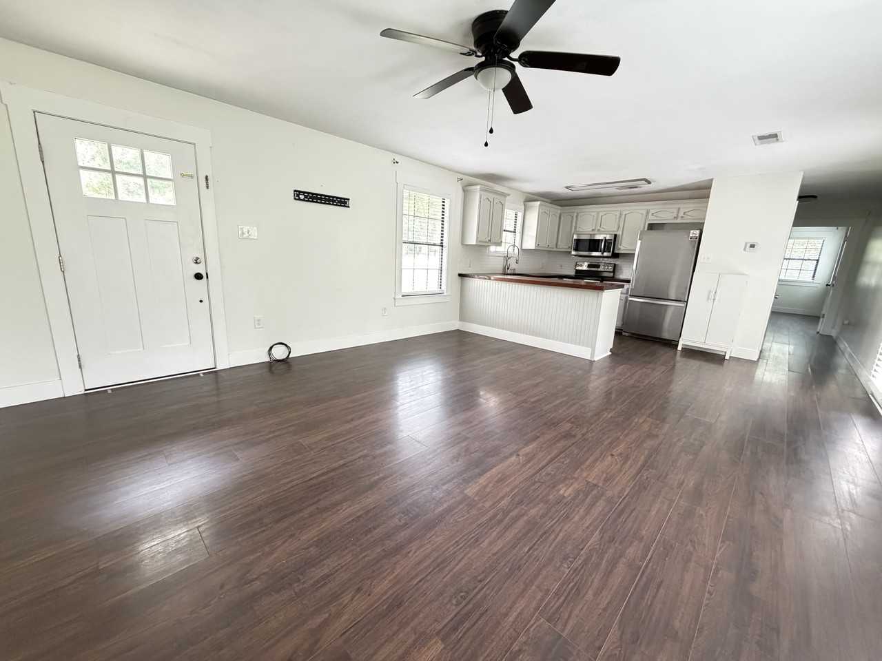 11362 Cloverleaf Dr - Photo 4 of 24