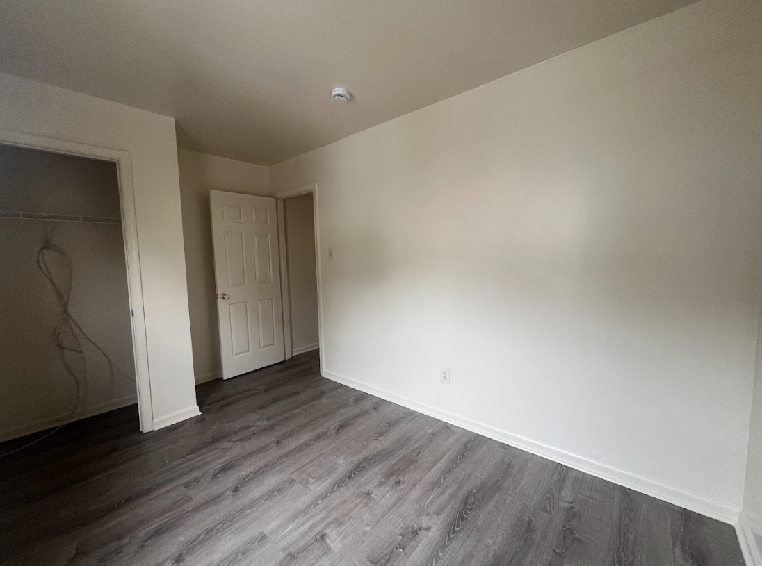 833 Coates St - Photo 4 of 25