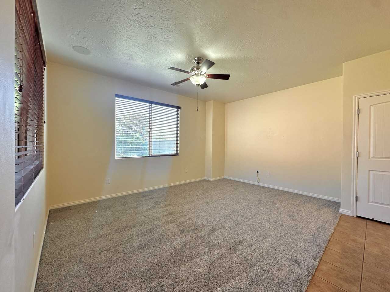 2106 N Red Canyon Cir - Photo 5 of 12