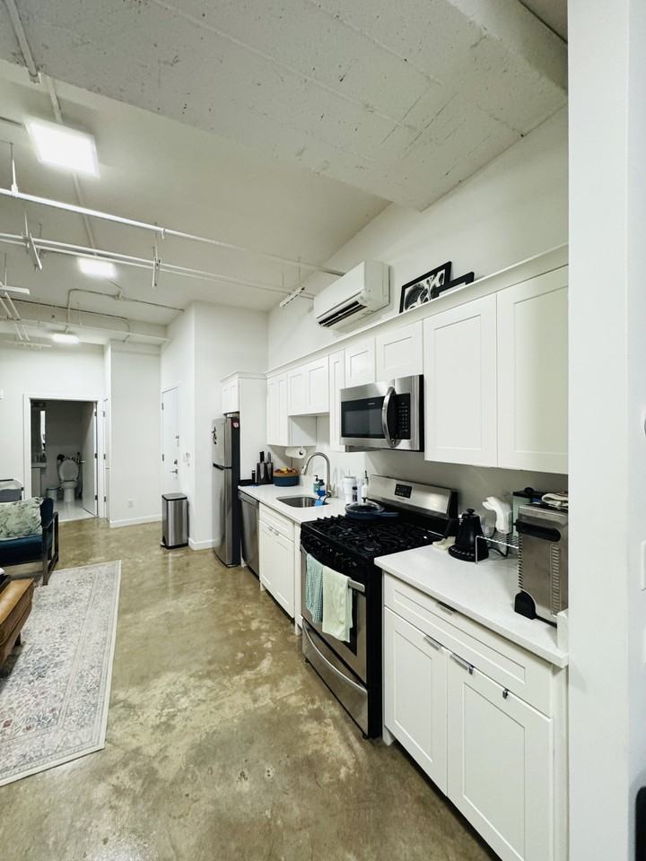 143 Newark Avenue #202 - Photo 3 of 12