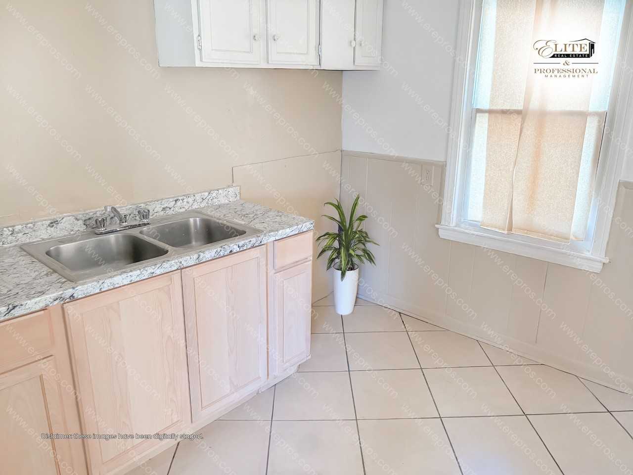 18849 Moenart St - Photo 4 of 17