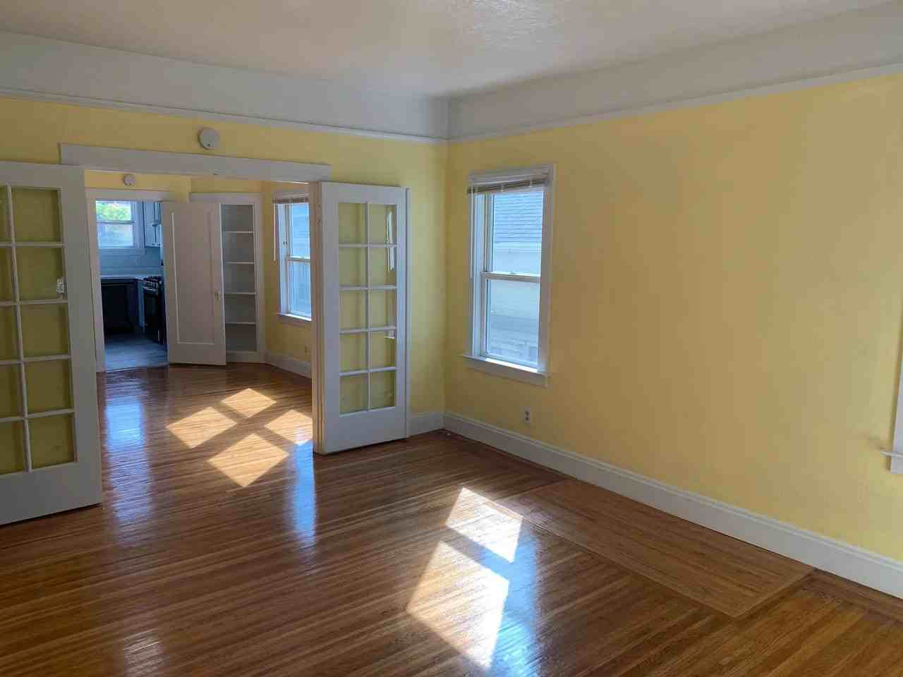 2119 Sacramento St - Photo 7 of 12