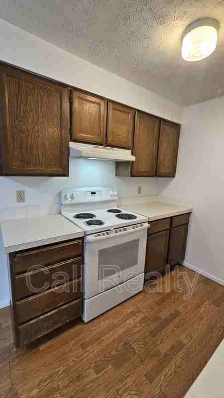 2815 E 27th Ave - Photo 4 of 13